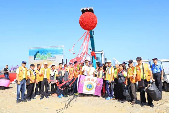 29天清一百噸垃圾，正妹靚機絢麗環(huán)島行