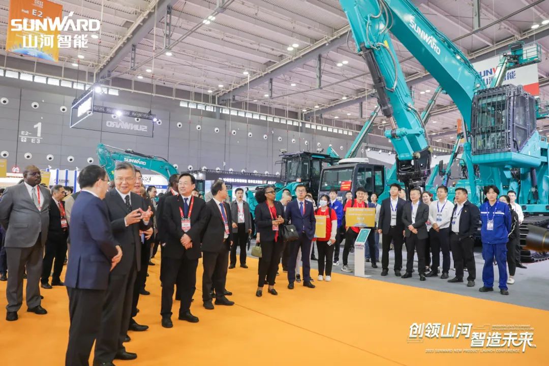 2023 CICEE | 山河智能亮相2023長沙國際工程機械展！智能化、電動化產(chǎn)品站C位